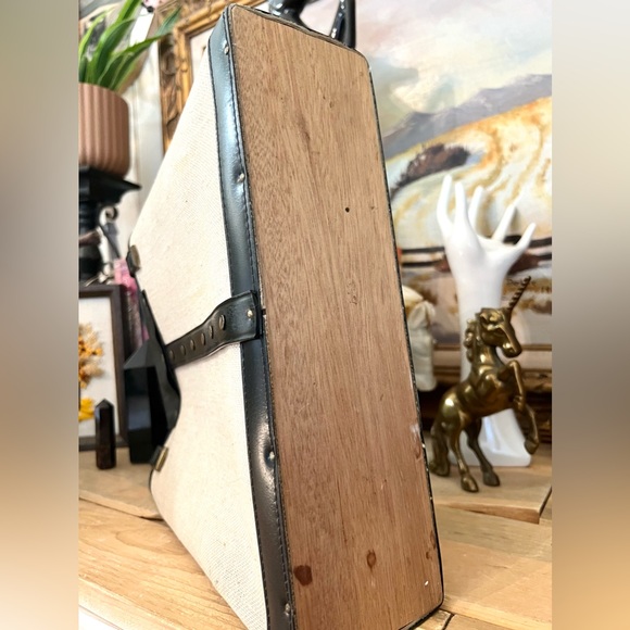 Vintage 1960s Enid Collin’s Style Beaded Handbag With Sparrows & Snowflakes - Picture 9 of 16